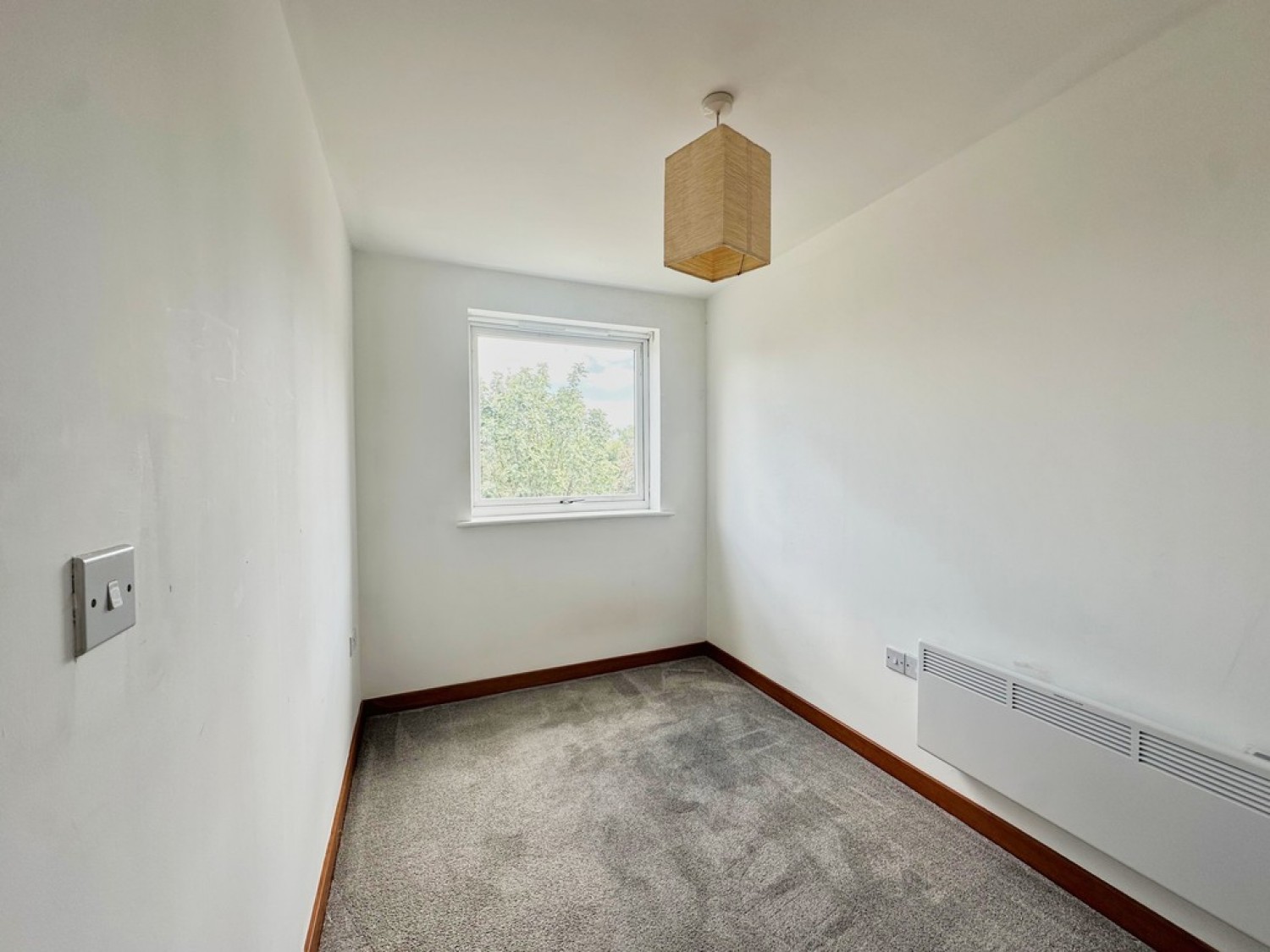 2 bedroom Flat for Letting Galleries Court Kenway, Southend-On-Sea