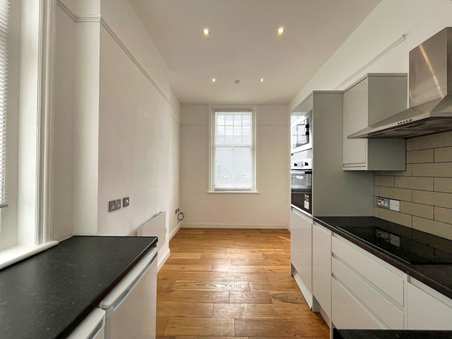 1 bedroom Flat for Letting Clifton Court, Royal Terrace, Southend On Sea