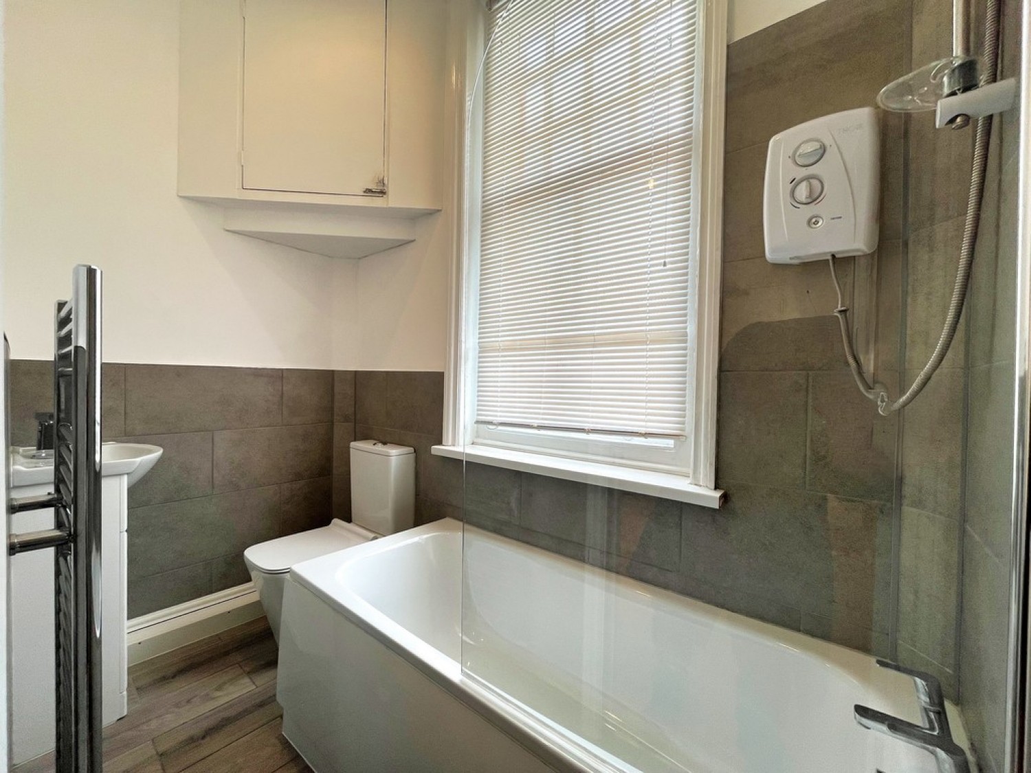 1 bedroom Flat for Letting Clifton Court, Royal Terrace, Southend On Sea