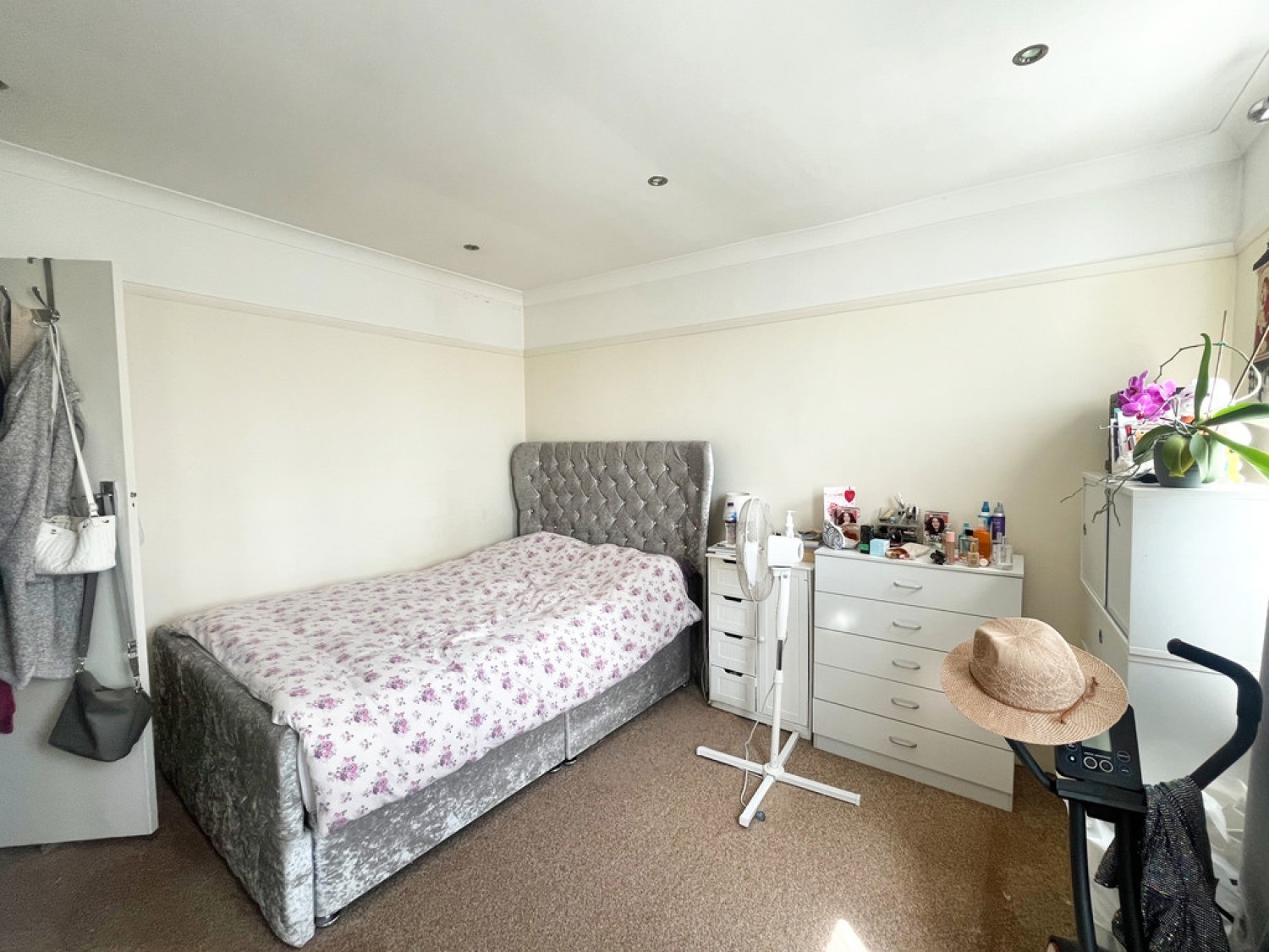 Fairleigh Court, Fairleigh Drive