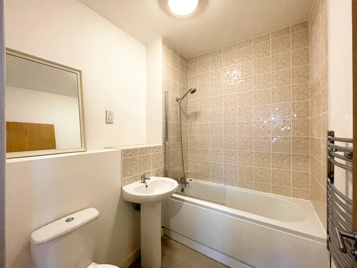 The Pinnacle, 59 Victoria Avenue