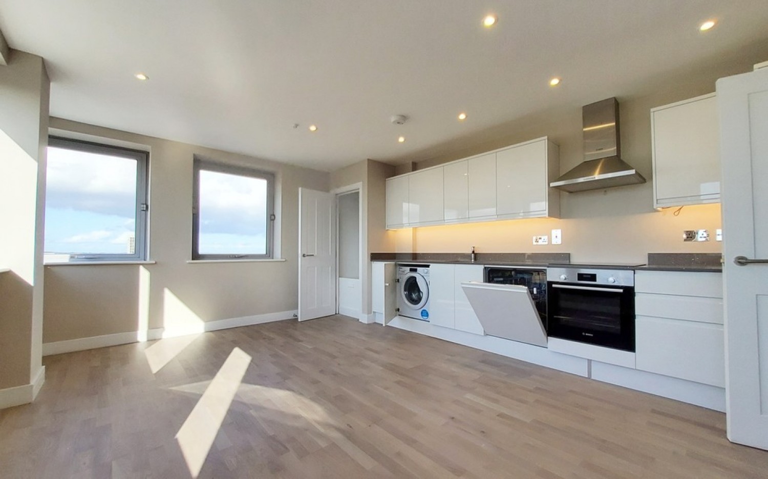 1 bedroom Flat for Letting Chartwell Plaza, Southchurch Road, Southend On Sea