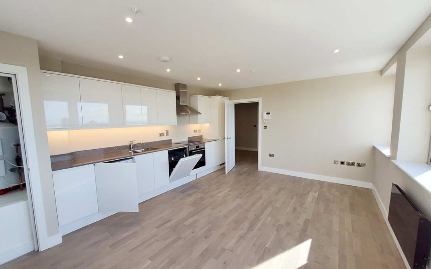 1 bedroom Flat for Letting Chartwell Plaza, Southchurch Road, Southend On Sea