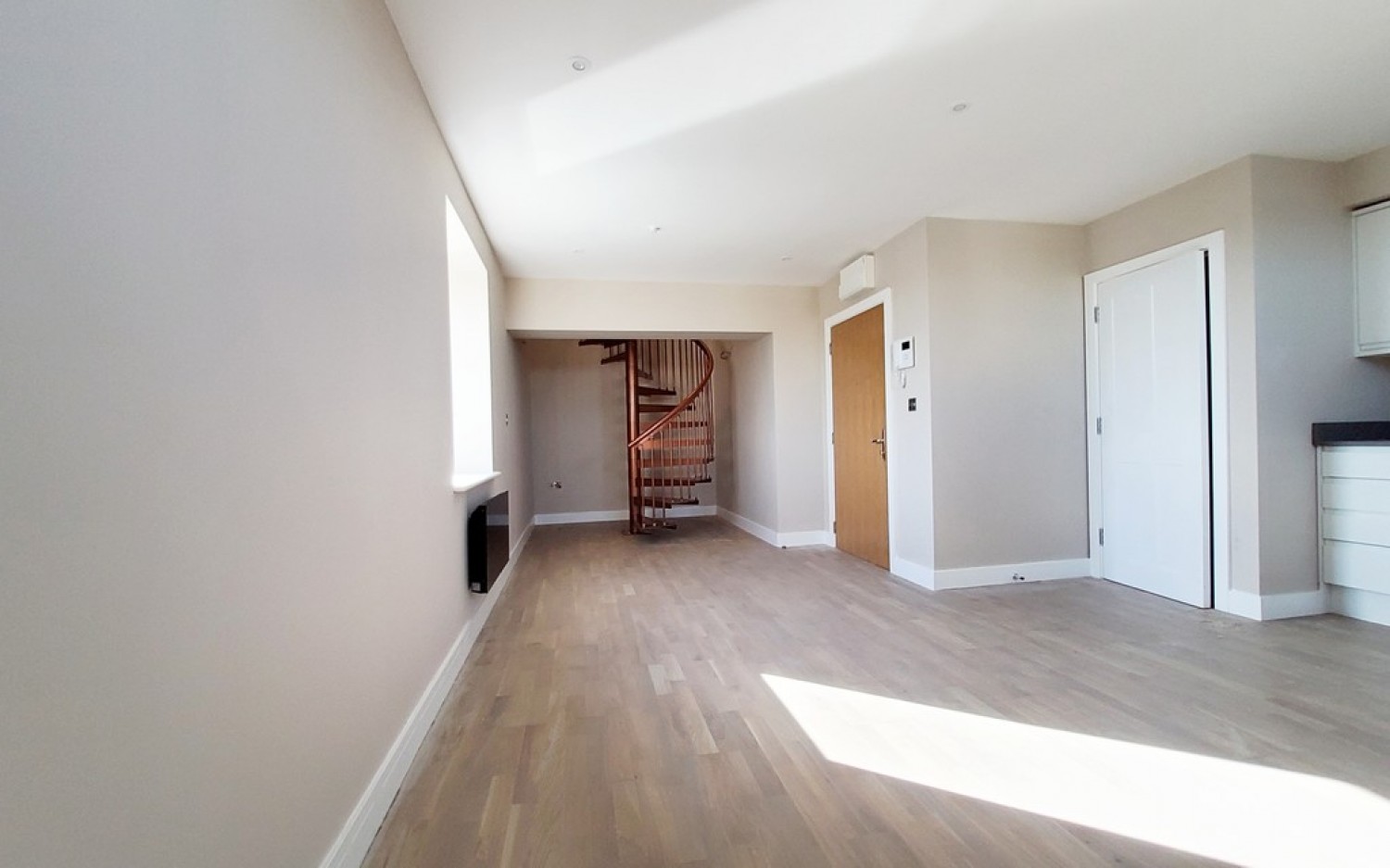 1 bedroom Flat for Letting Chartwell Plaza, Southend On Sea