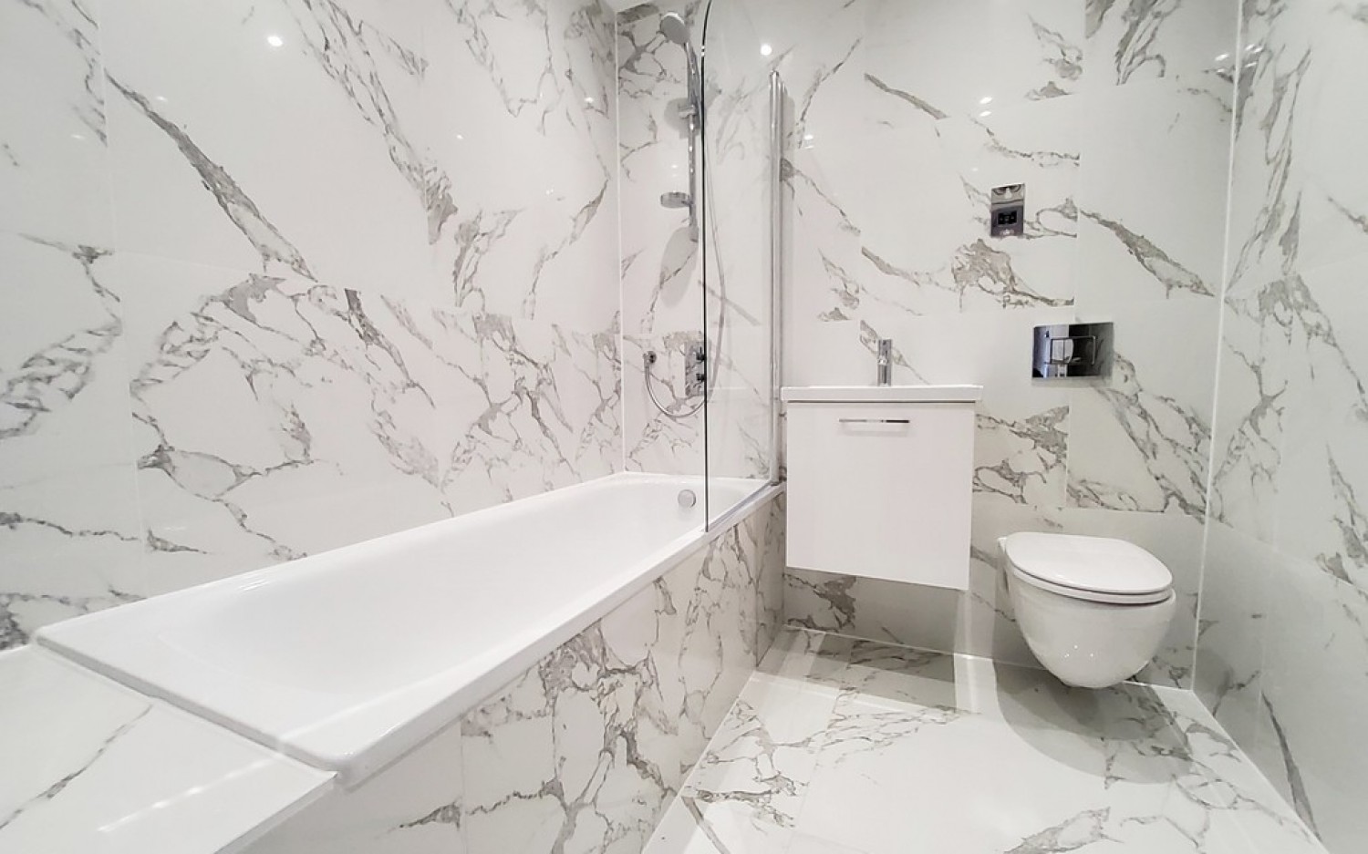 2 bedroom Flat for Letting Chartwell Plaza, Southchurch Road, Southend On Sea