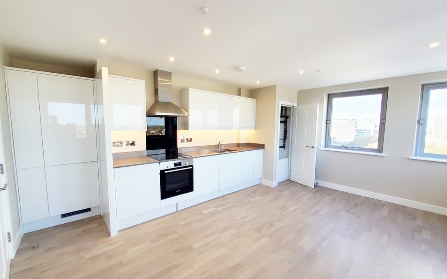 1 bedroom Flat for Letting Chartwell Plaza, Southchurch Road, Southend On Sea