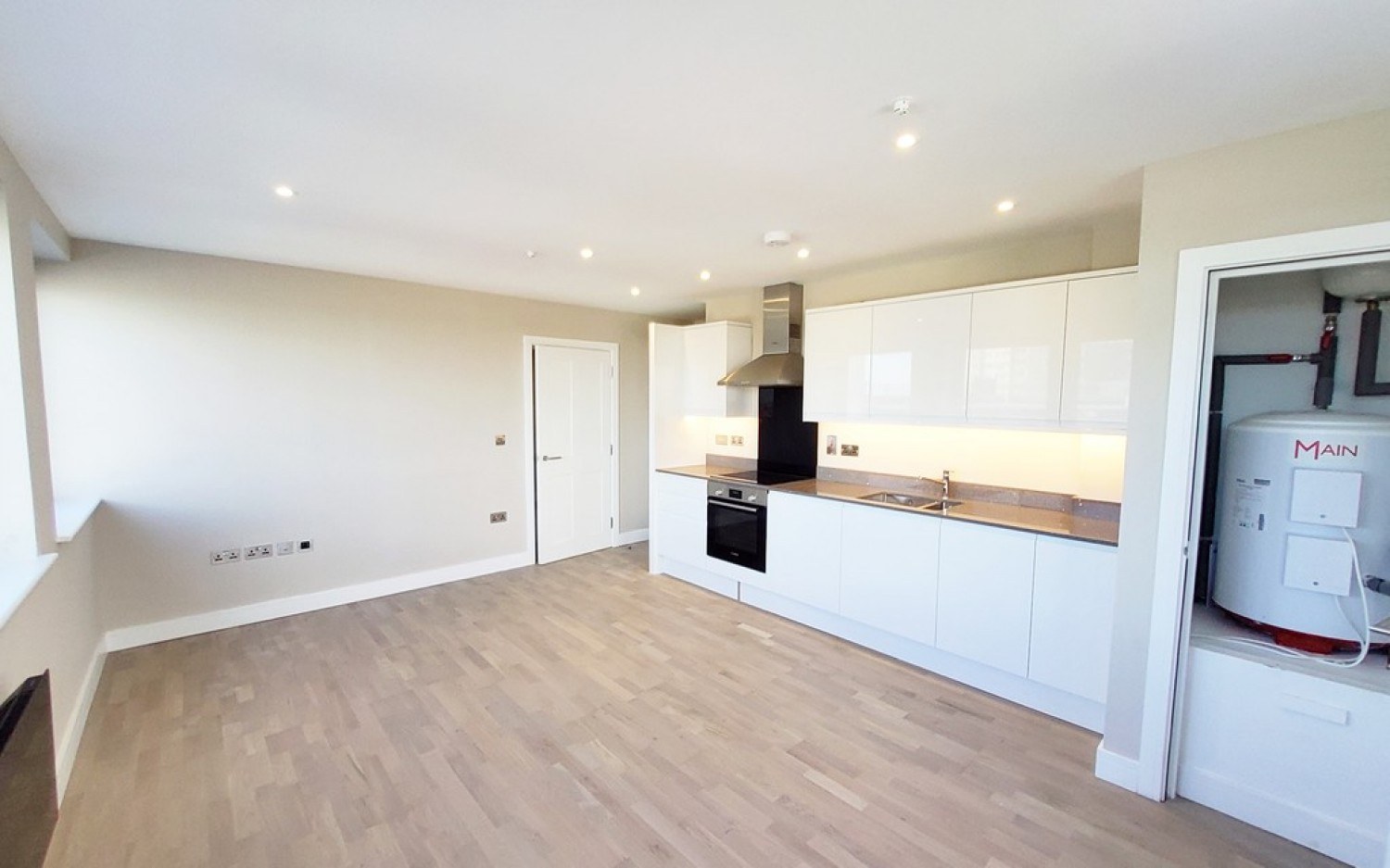 1 bedroom Flat for Letting Chartwell Plaza, Southchurch Road, Southend On Sea