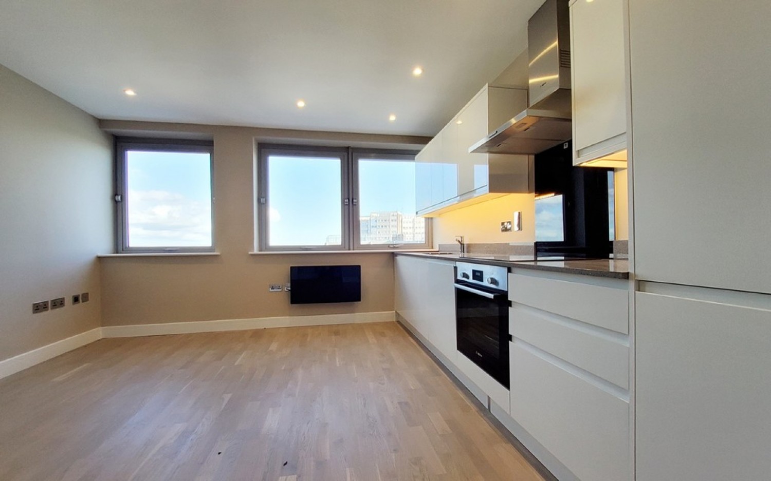 1 bedroom Flat for Letting Chartwell Plaza, Southchurch Road, Southend On Sea