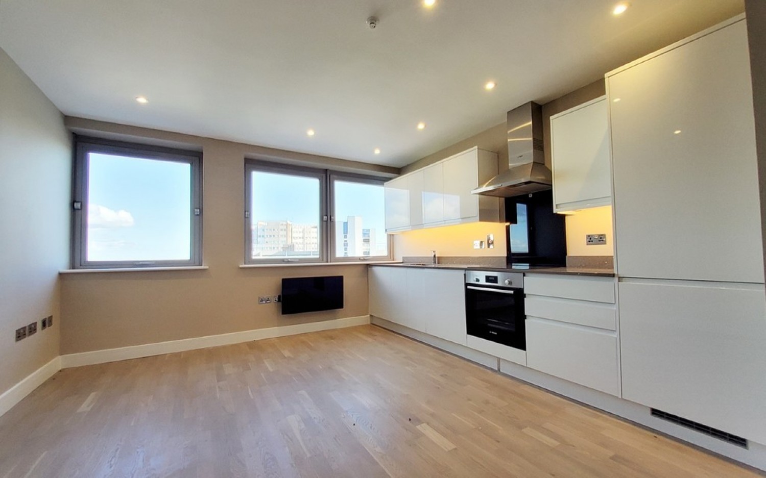 1 bedroom Flat for Letting Chartwell Plaza, Southchurch Road, Southend On Sea