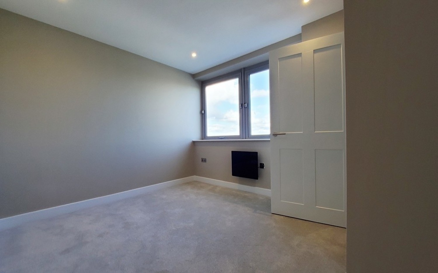 1 bedroom Flat for Letting Chartwell Plaza, Southchurch Road, Southend On Sea