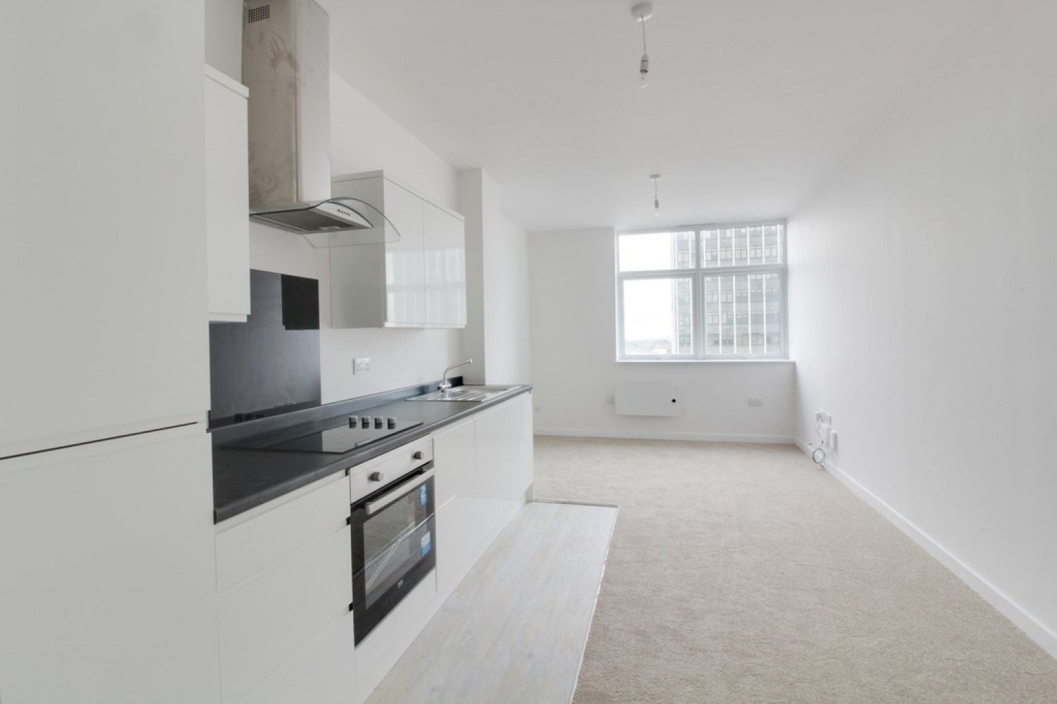 2 bedroom Flat for Sale The Pinnacle , Southend-On-Sea