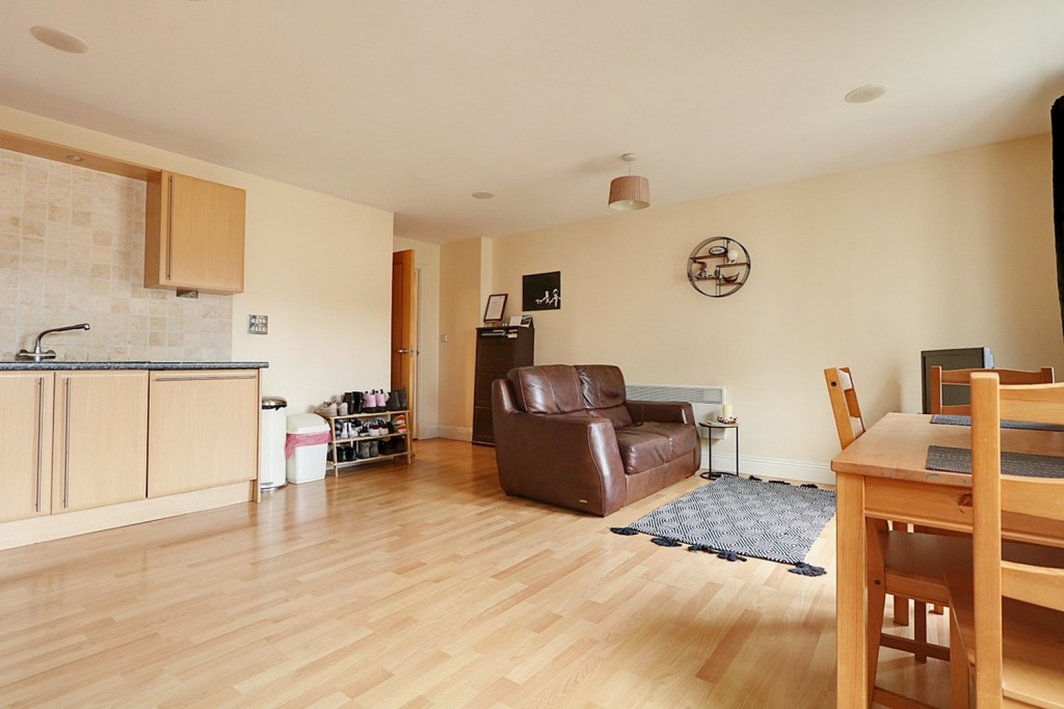 2 bedroom Flat for Letting Audley Court, Forge Way