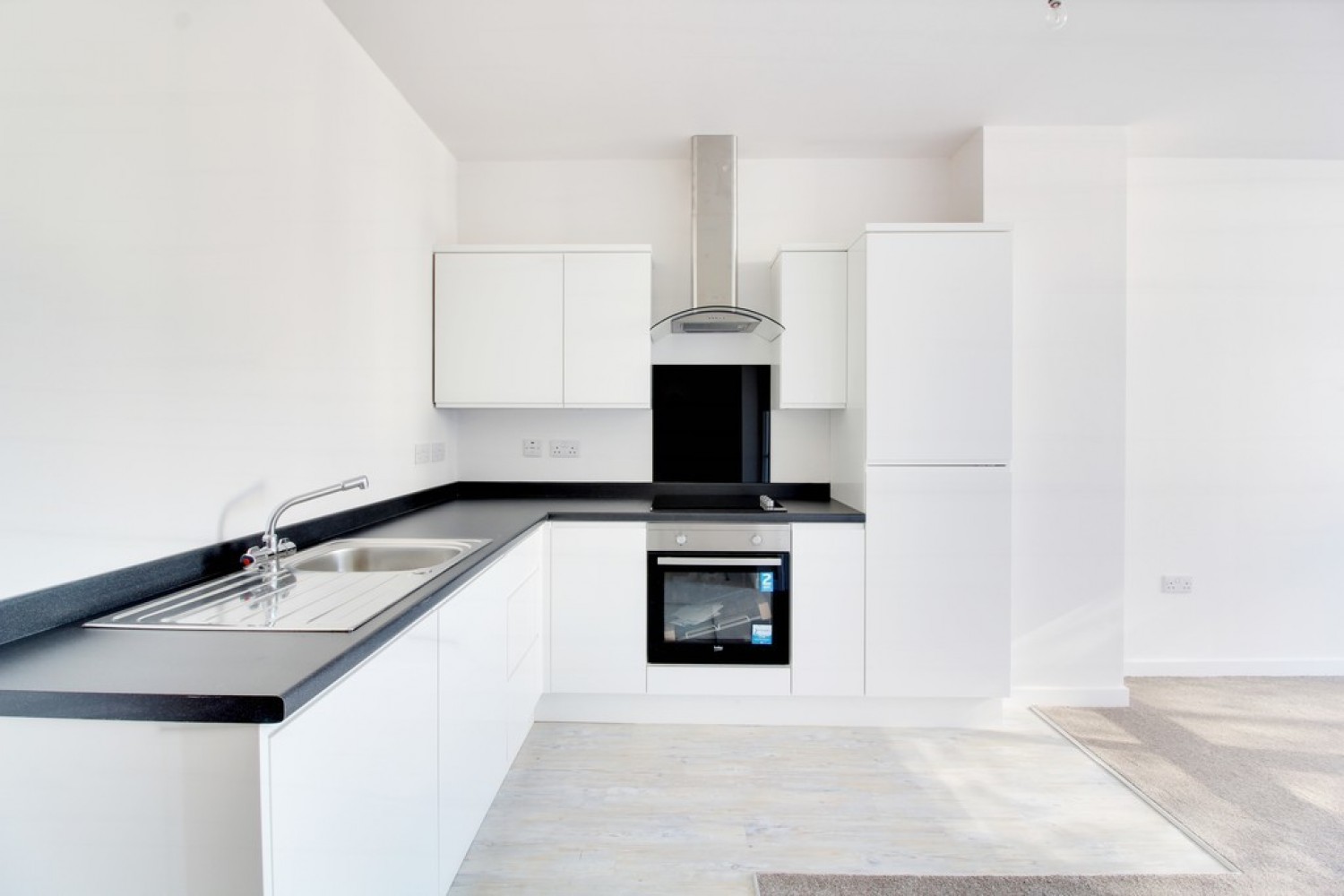 2 bedroom Flat for Letting The Pinnacle, Southend On Sea