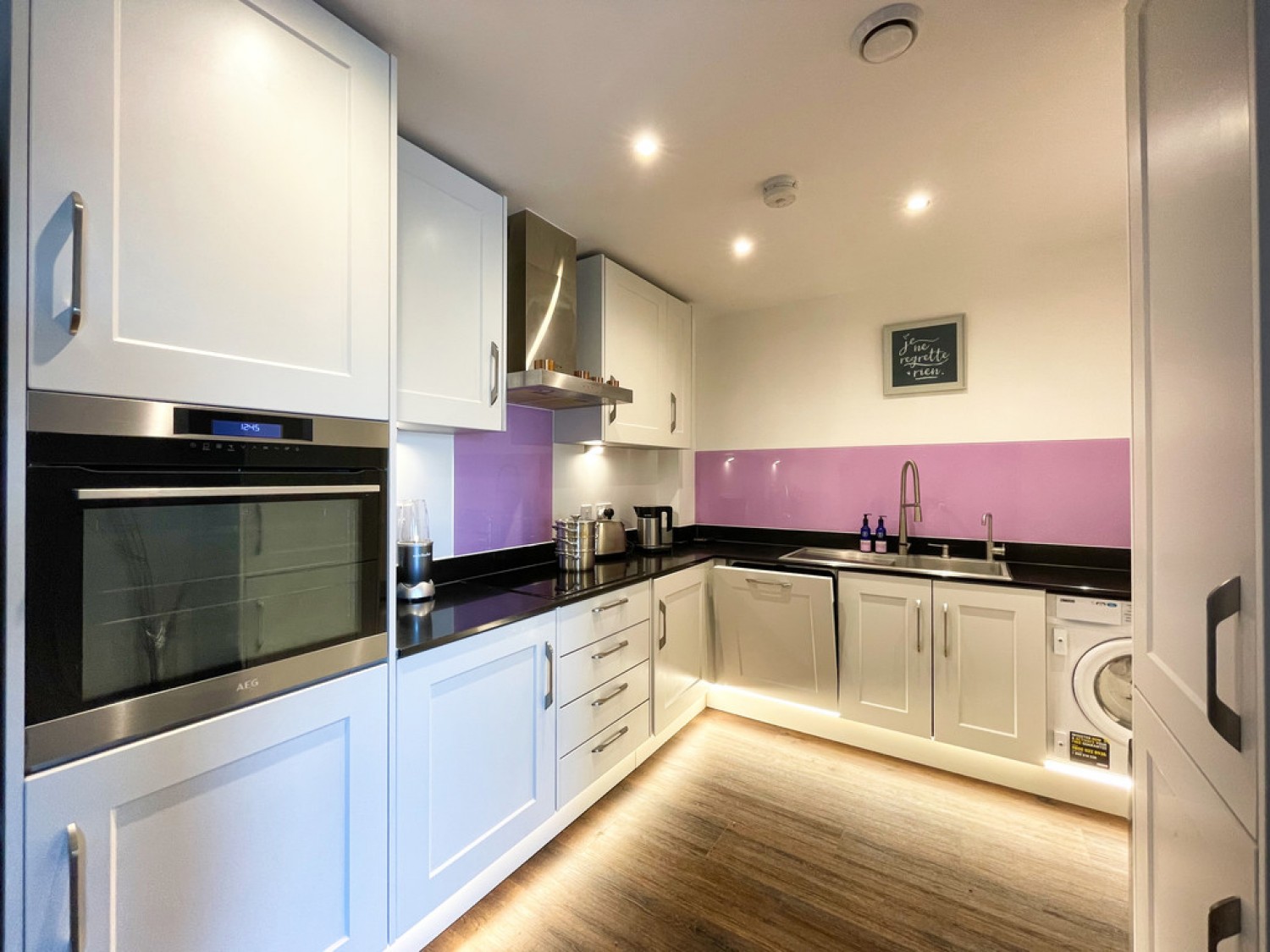 2 bedroom Flat for Sale Victoria Central, Southend on Sea