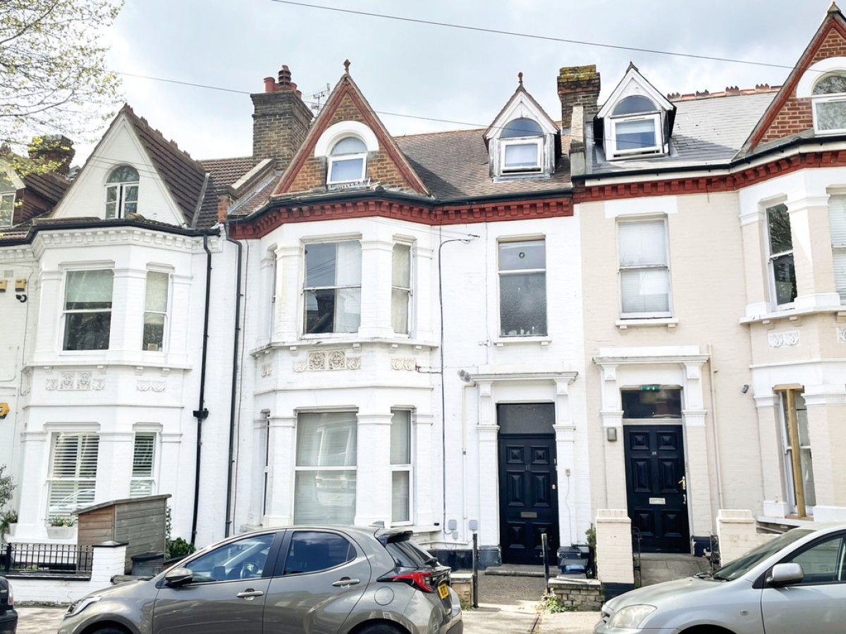 Marine Avenue, Westcliff On Sea