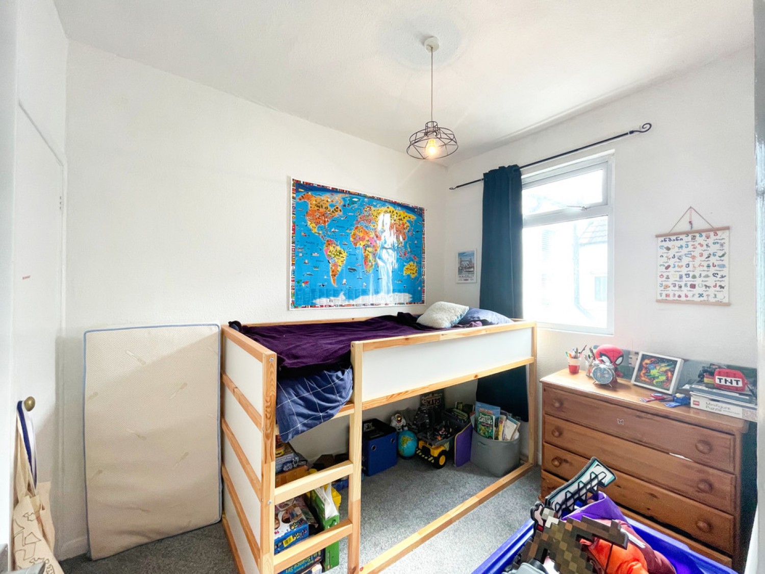 2 bedroom Flat for Letting Marine Avenue, Westcliff On Sea