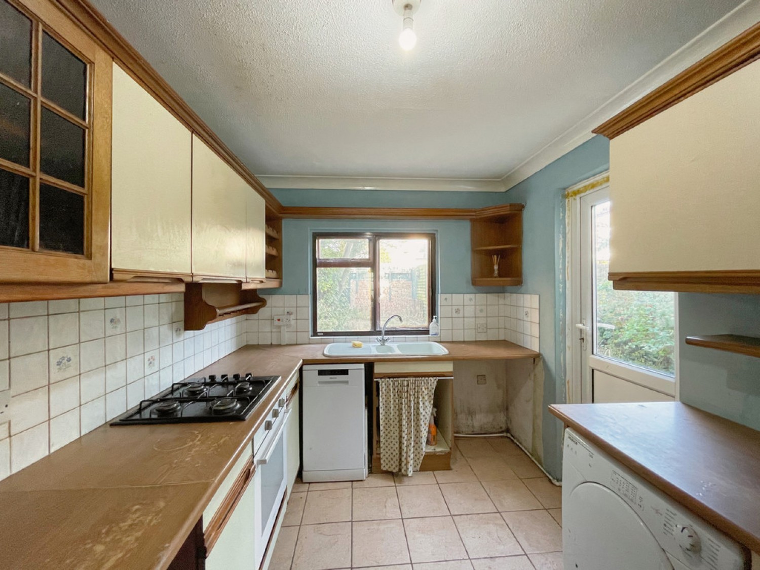 Oakleigh Park Drive , Southend On Sea