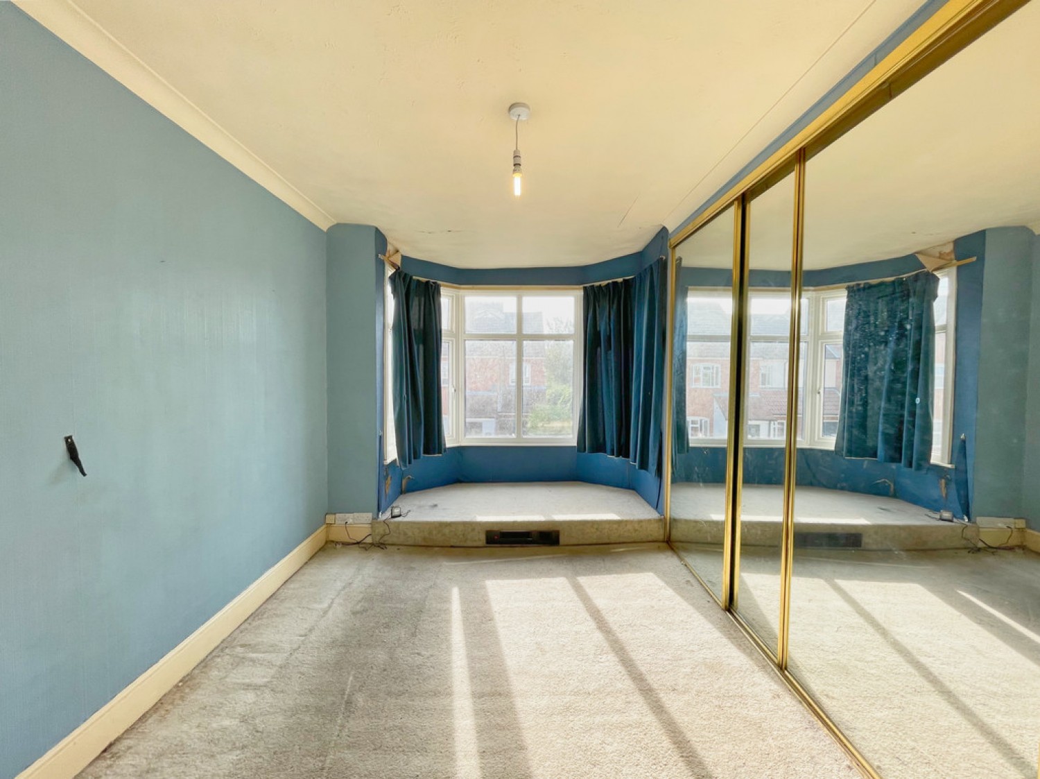 Oakleigh Park Drive , Southend On Sea