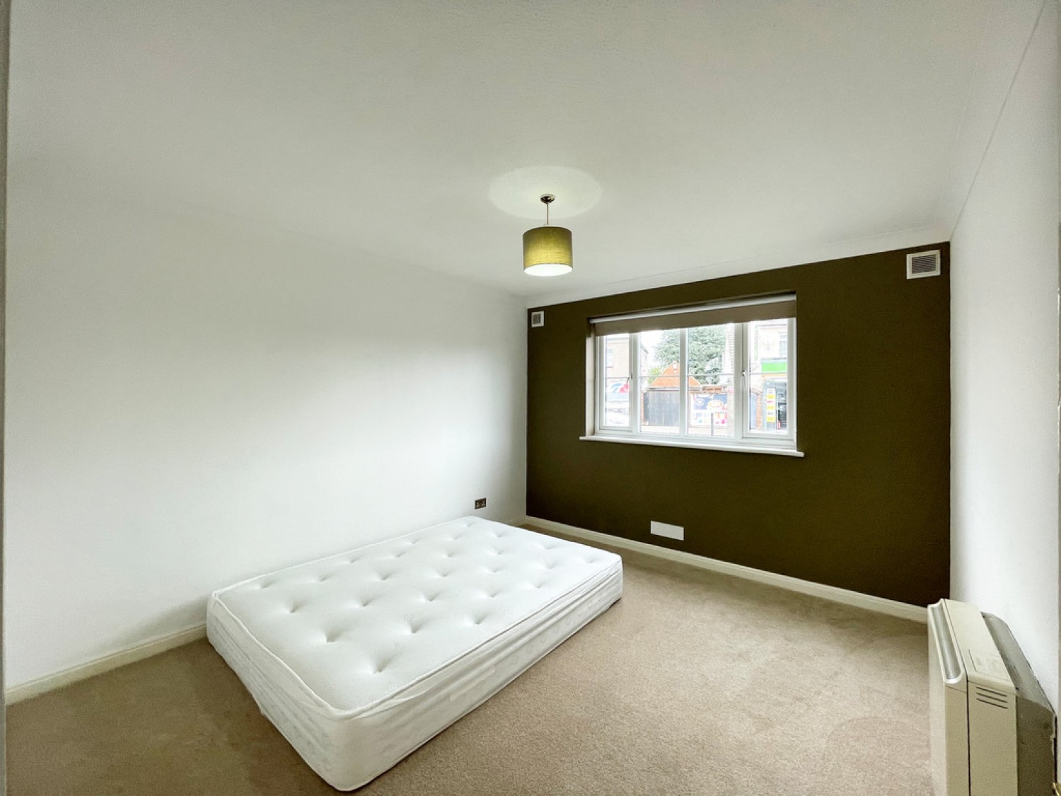 Brayfield Court, 126 - 128 Eastwood Road North