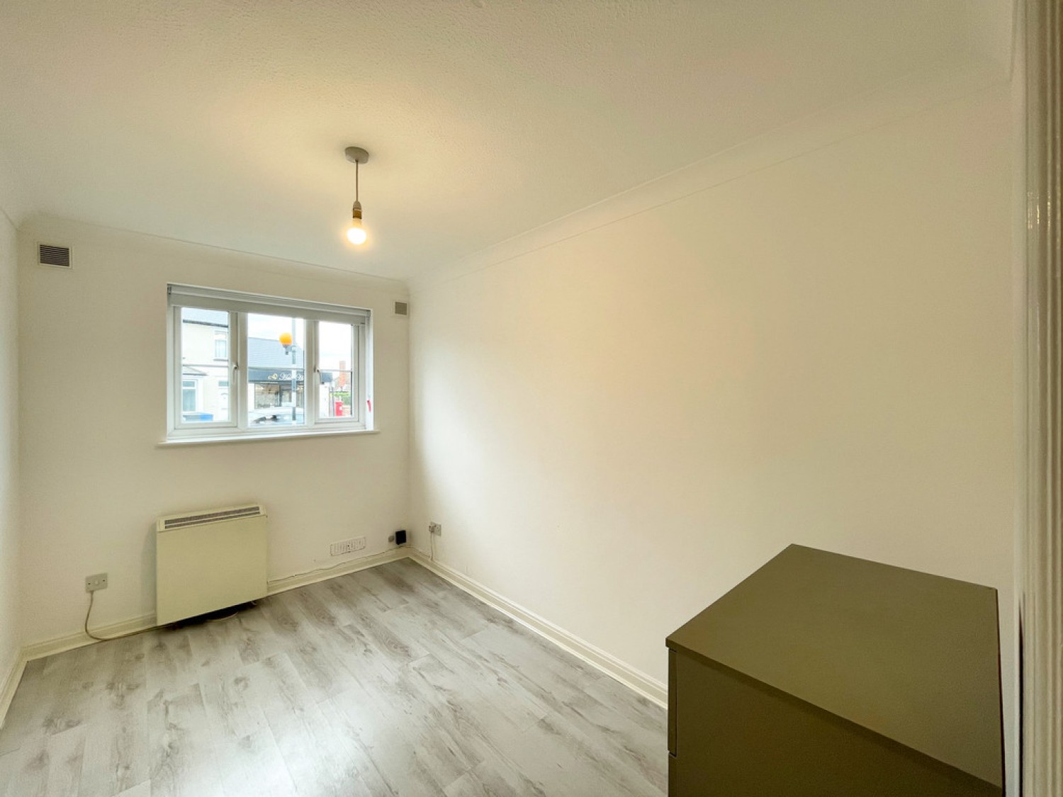 Brayfield Court, 126 - 128 Eastwood Road North