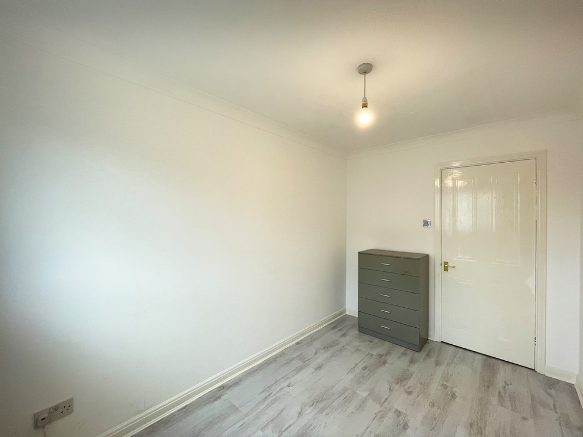Brayfield Court, 126 - 128 Eastwood Road North