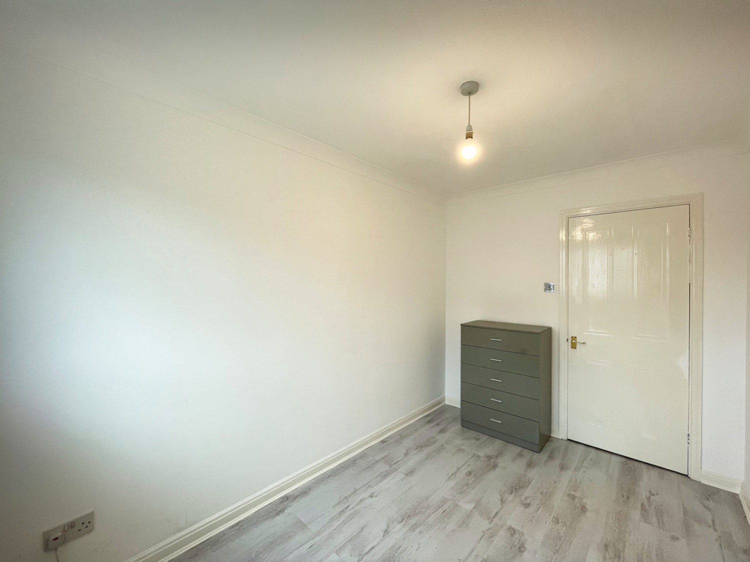 Brayfield Court, 126 - 128 Eastwood Road North