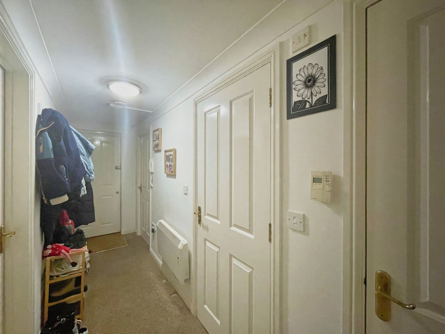 2 bedroom Flat in Collier Way, Southend On Sea