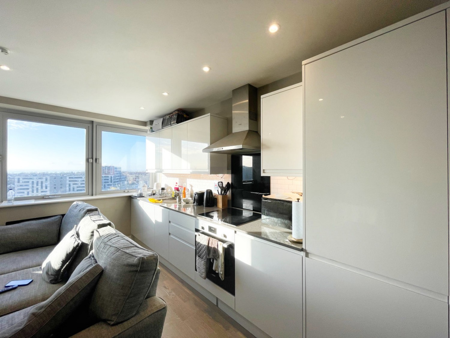 2 bedroom Flat in Southchurch Road, Southend On Sea