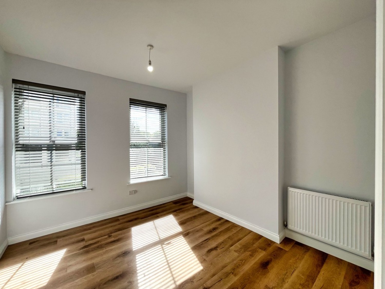 6 bedroom House of Multiple Occupation for Letting Balmoral Road, Westcliff On Sea