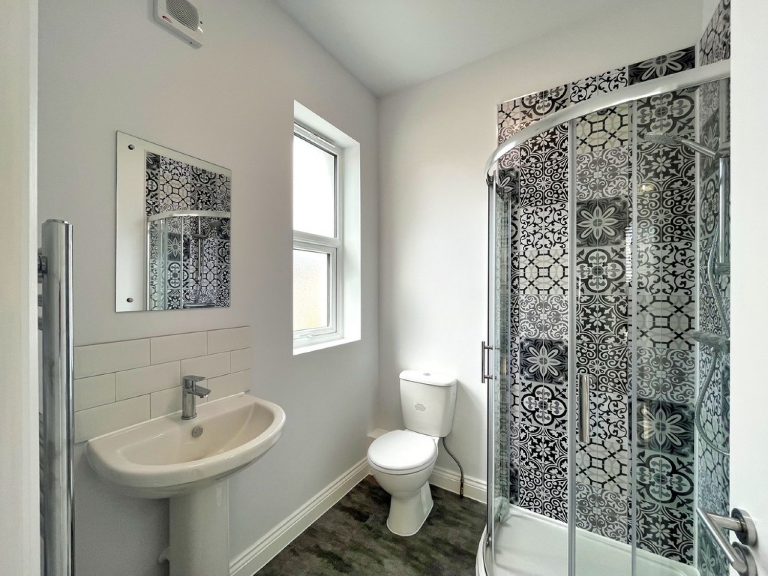 6 bedroom House of Multiple Occupation for Letting Balmoral Road, Westcliff On Sea