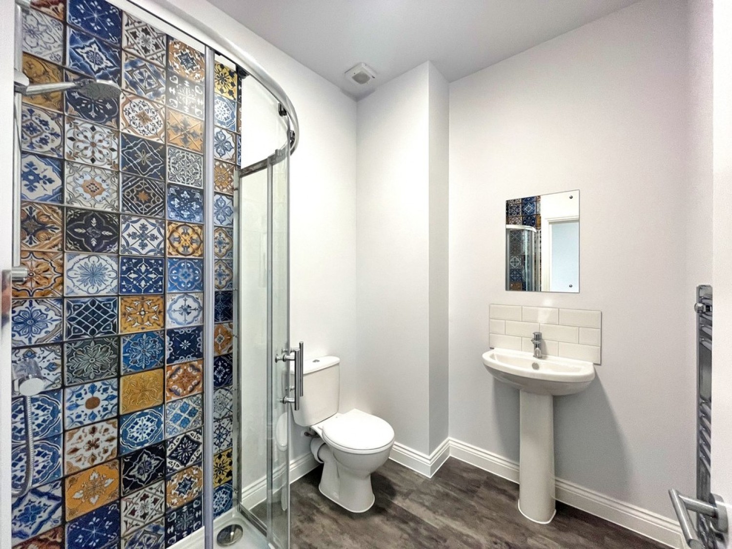 6 bedroom House of Multiple Occupation for Letting Balmoral Road, Westcliff On Sea