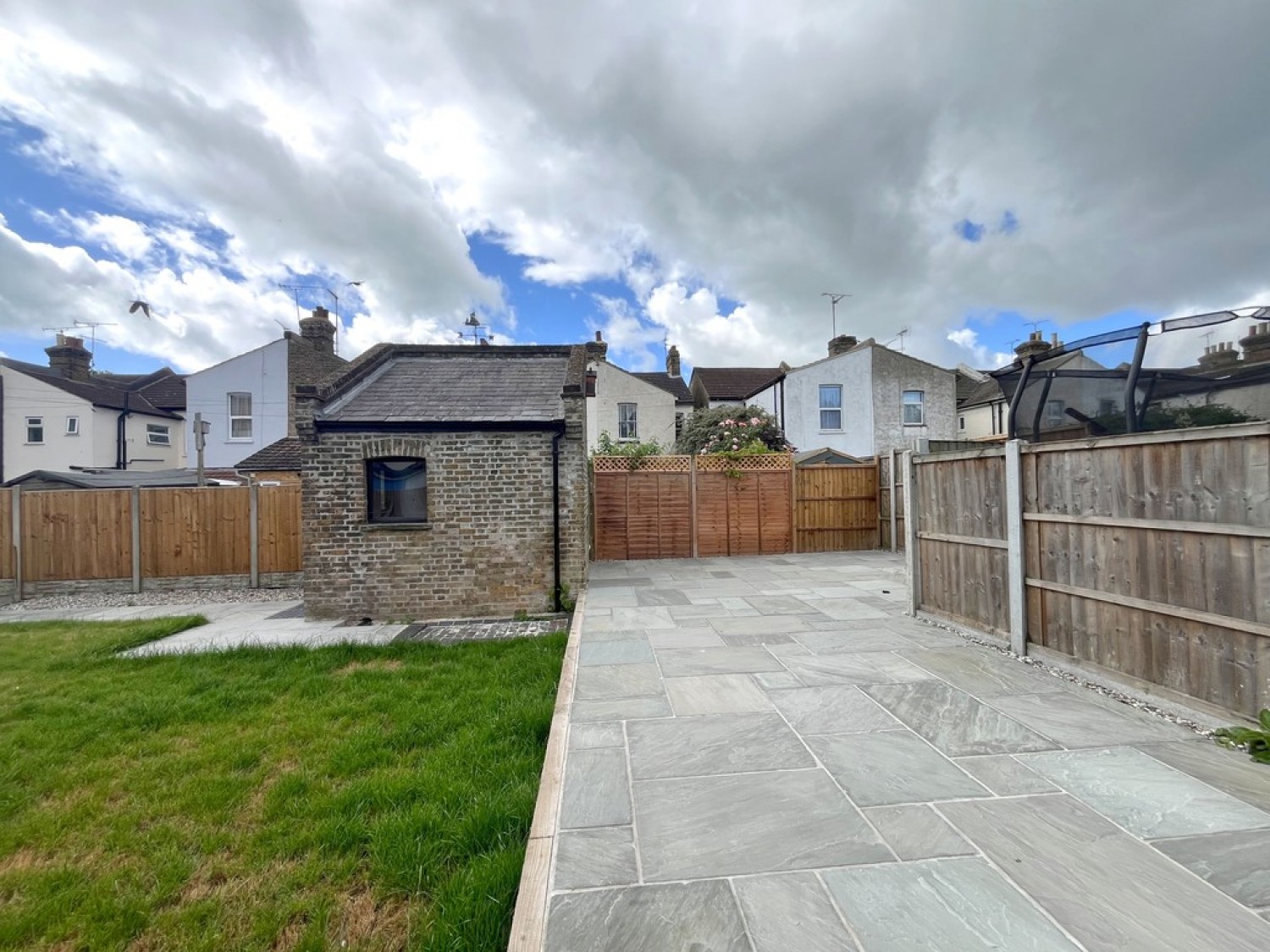 6 bedroom House of Multiple Occupation for Letting Balmoral Road, Westcliff On Sea