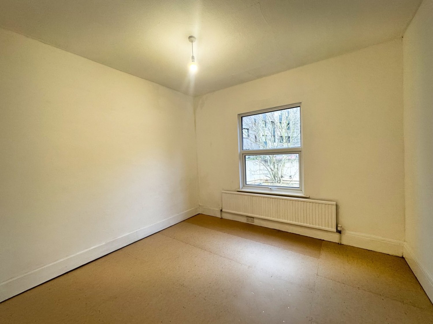 3 bedroom House for Sale Gordon Road, Southend On Sea, Essex