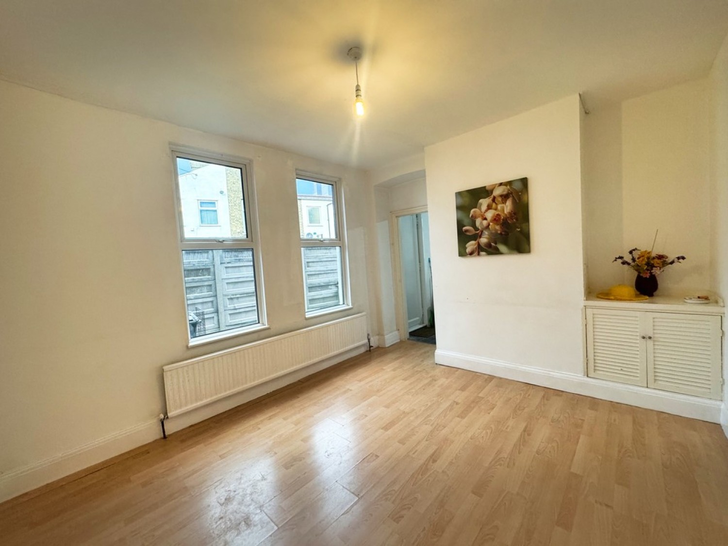 3 bedroom House for Sale Gordon Road, Southend On Sea, Essex