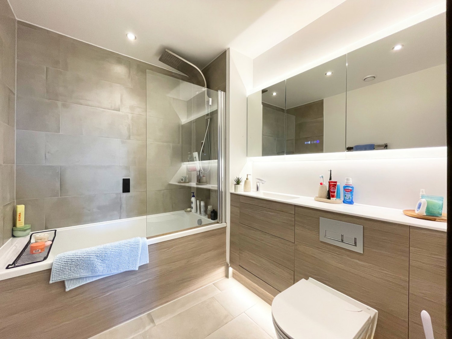 1 bedroom Flat in Victoria Avenue, Southend On Sea