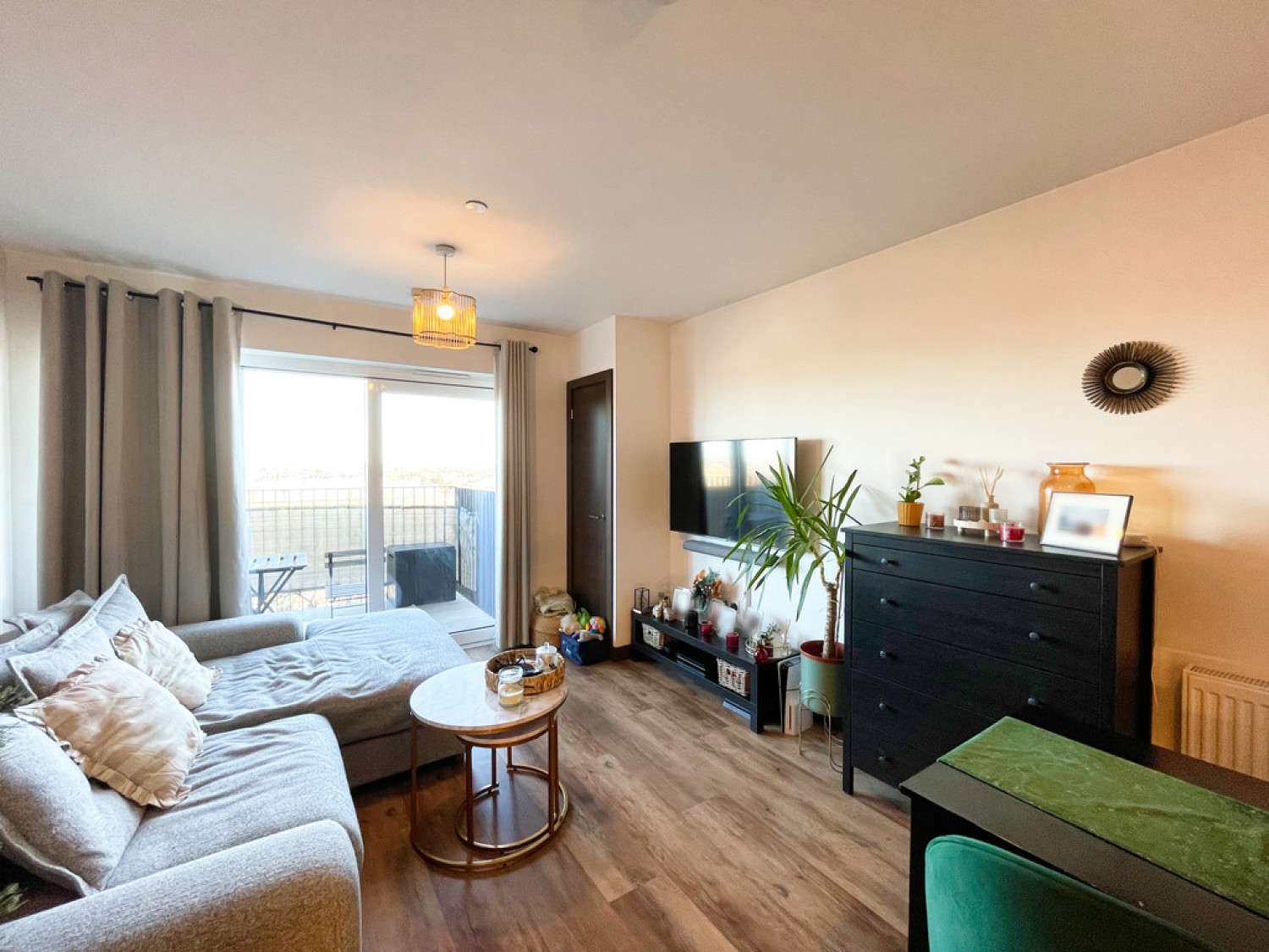 1 bedroom Flat in Victoria Avenue, Southend On Sea