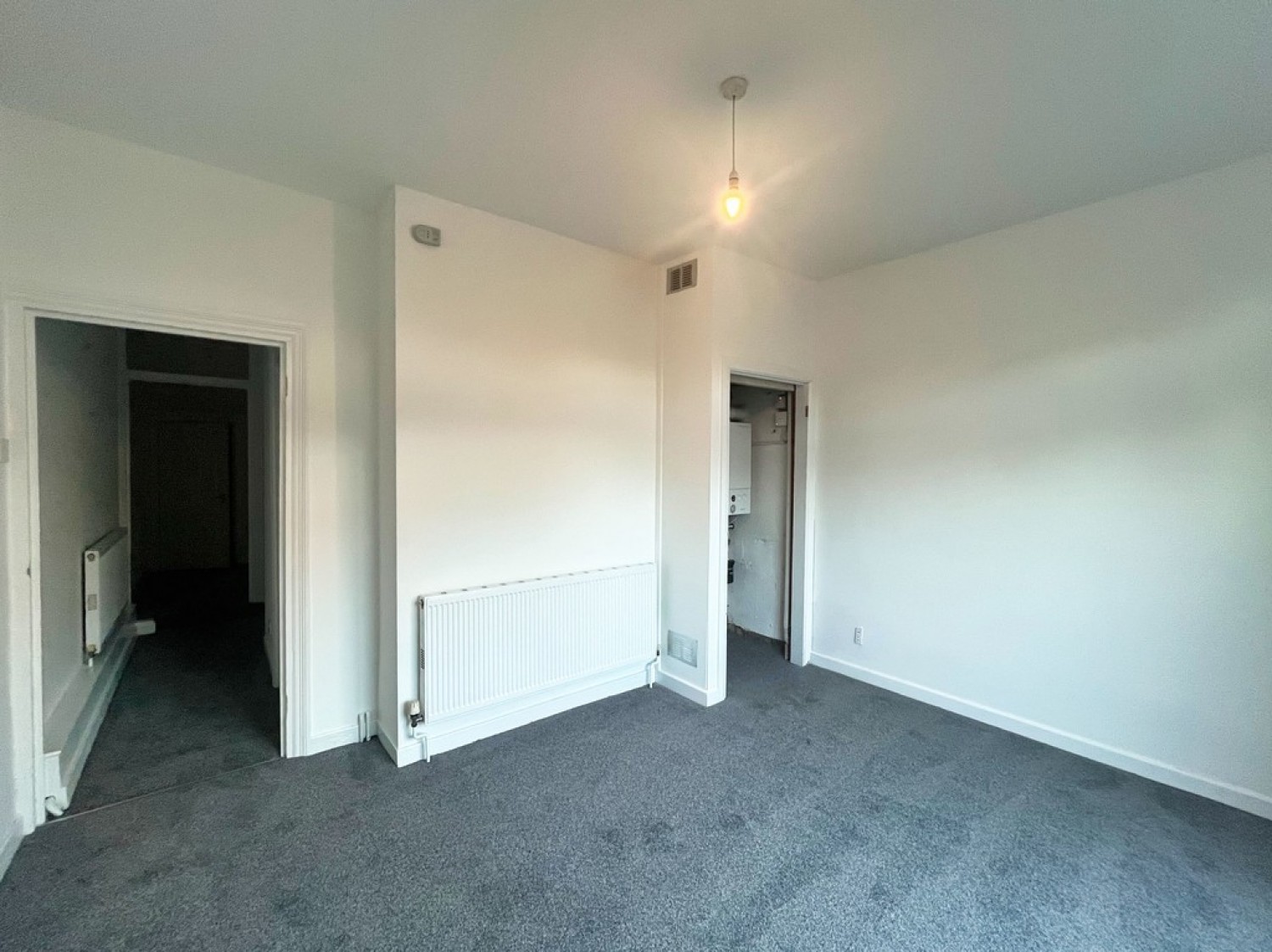 2 bedroom Flat for Letting Cossington Road, Westcliff On Sea