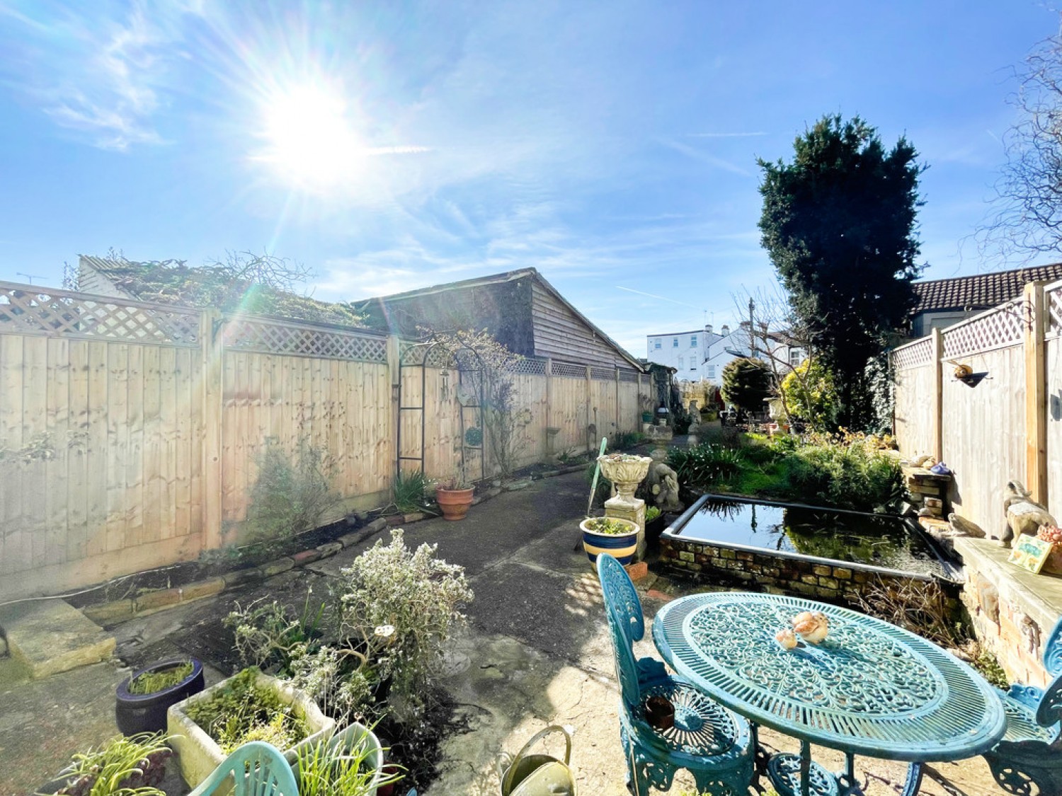 3 bedroom House for Sale Park Street, Southend On Sea