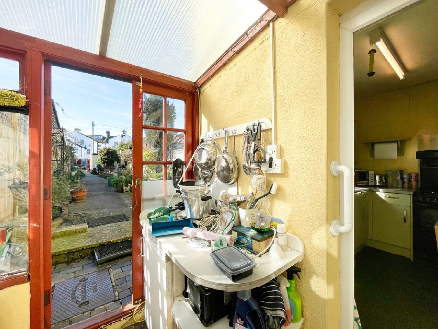 3 bedroom House for Sale Park Street, Southend On Sea