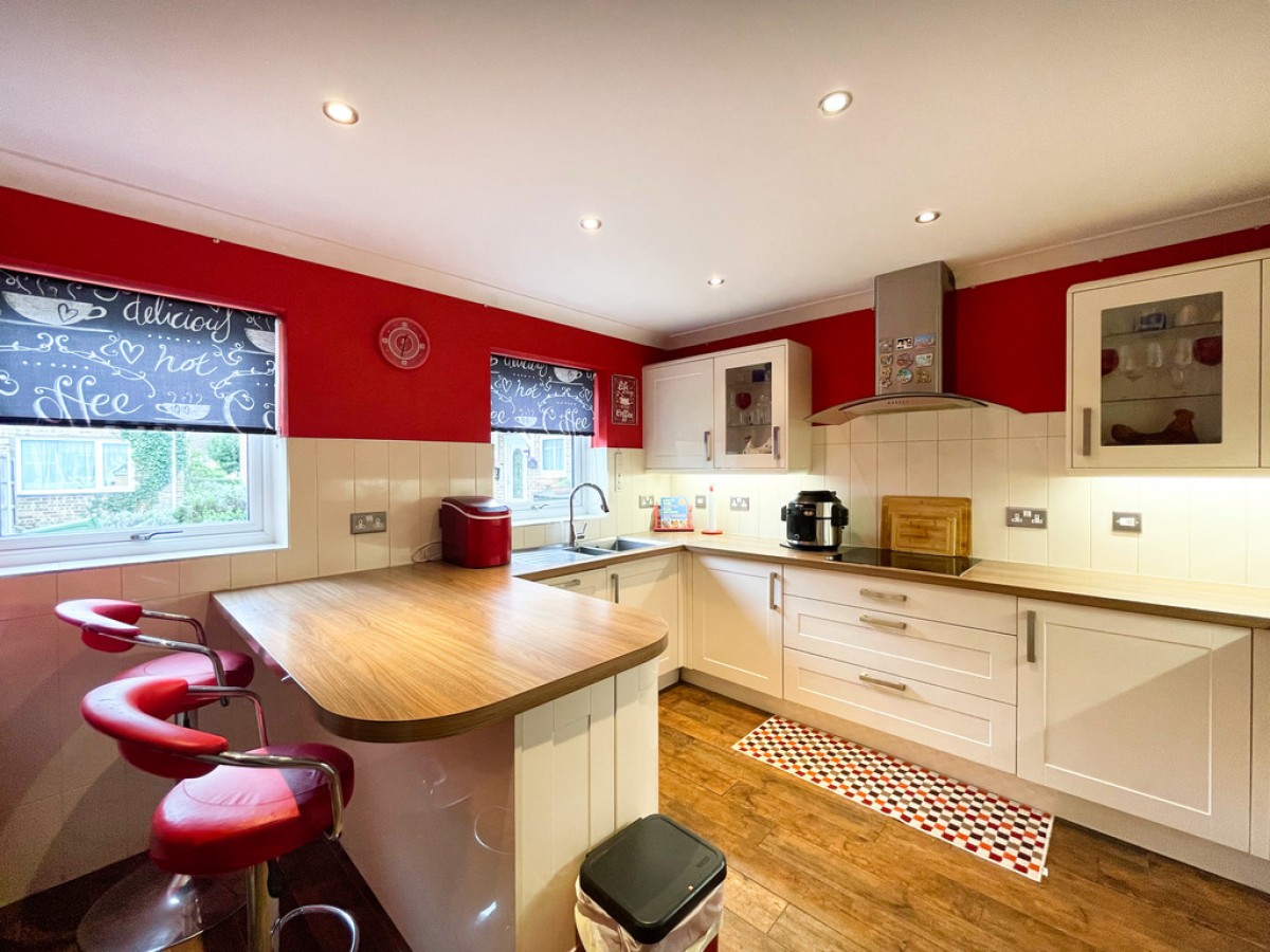 Salem Walk, Rayleigh