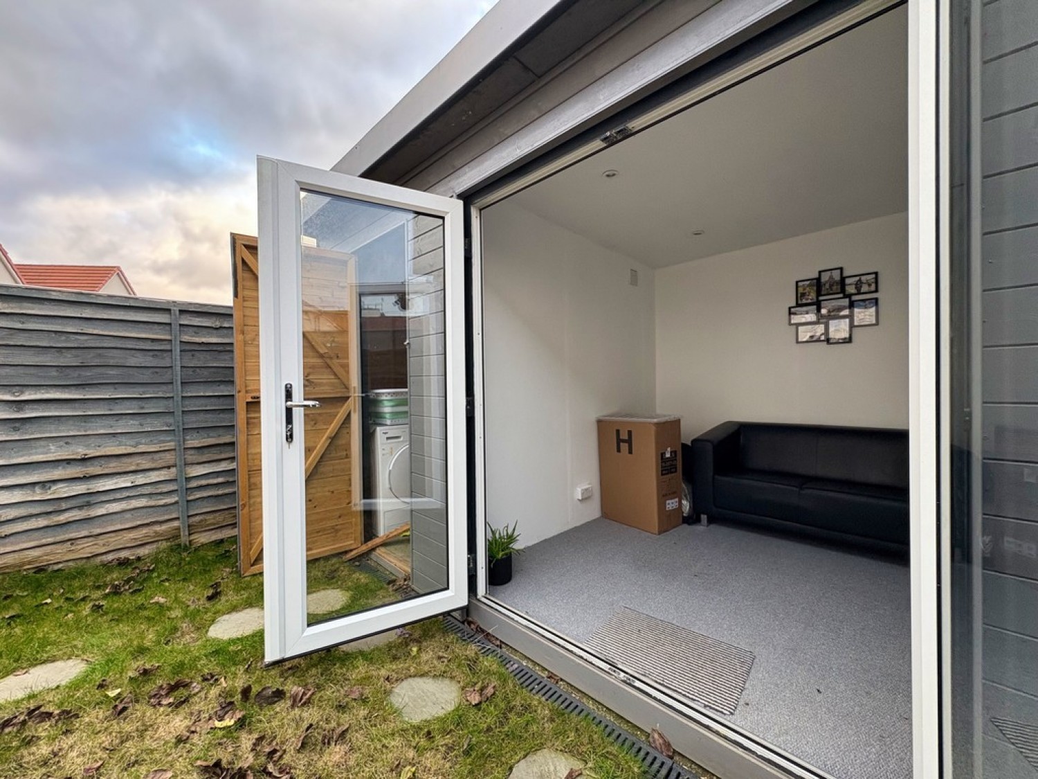 2 bedroom House in Cole Avenue, Southend On Sea