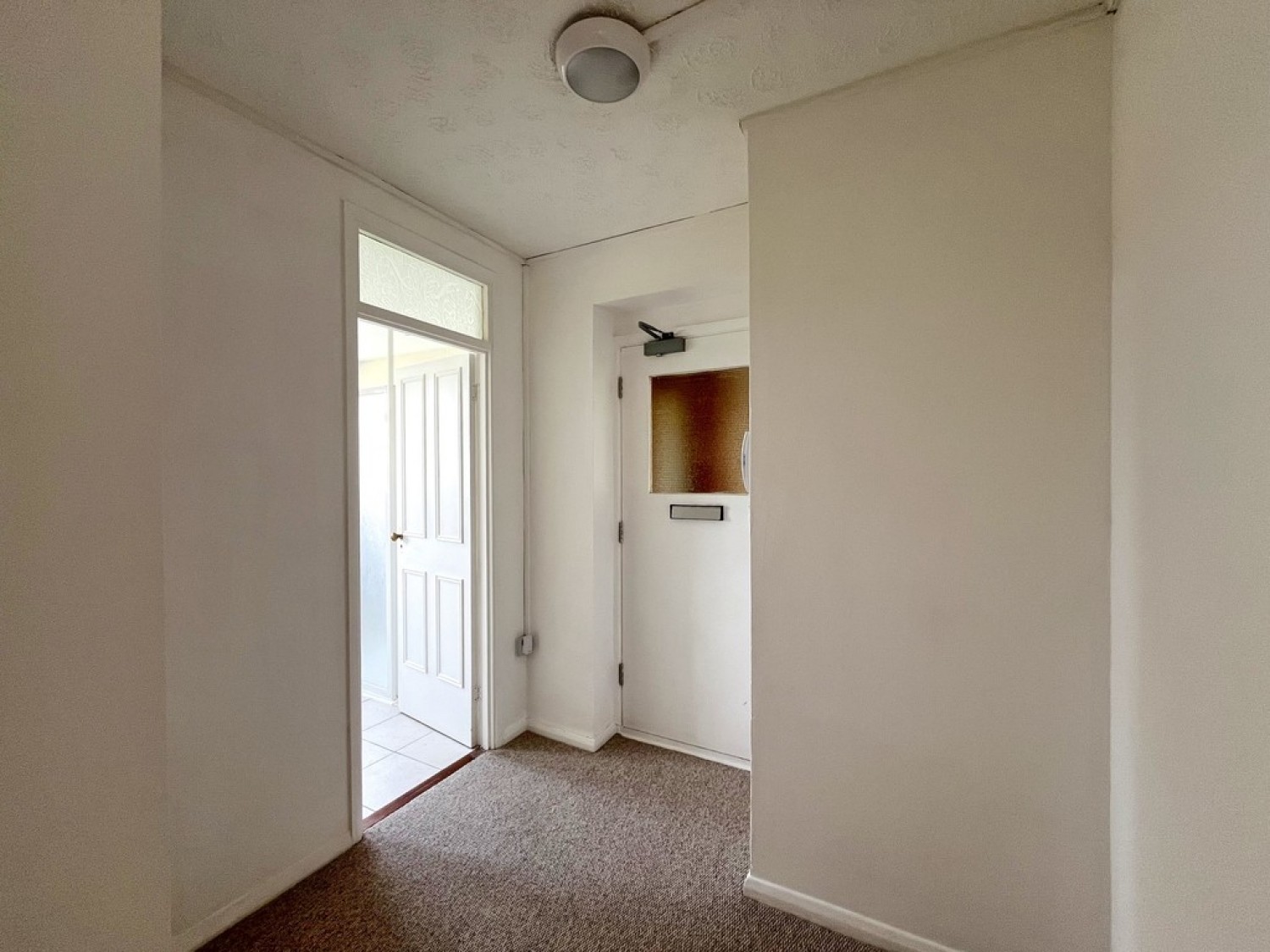 3 bedroom Flat for Letting Fairways, Wyatts Drive, Thorpe Bay