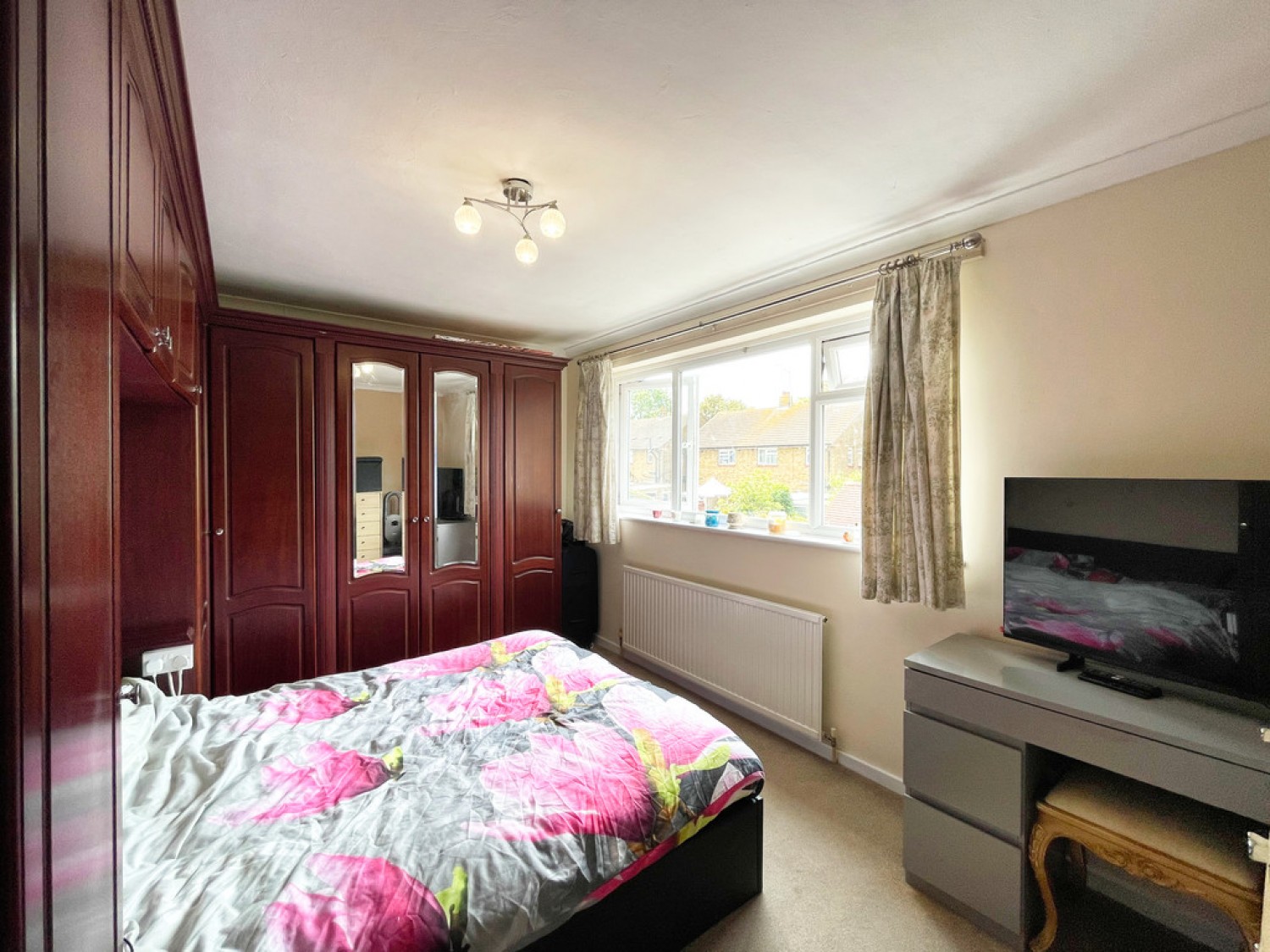 2 bedroom House for Sale Lincoln Chase, Southend On Sea
