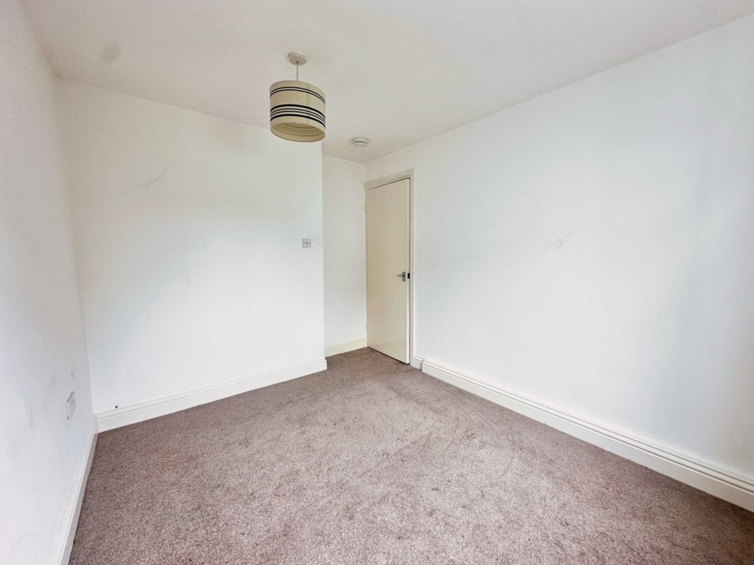 1 bedroom Flat for Letting Hamlet House, Westcliff On Sea