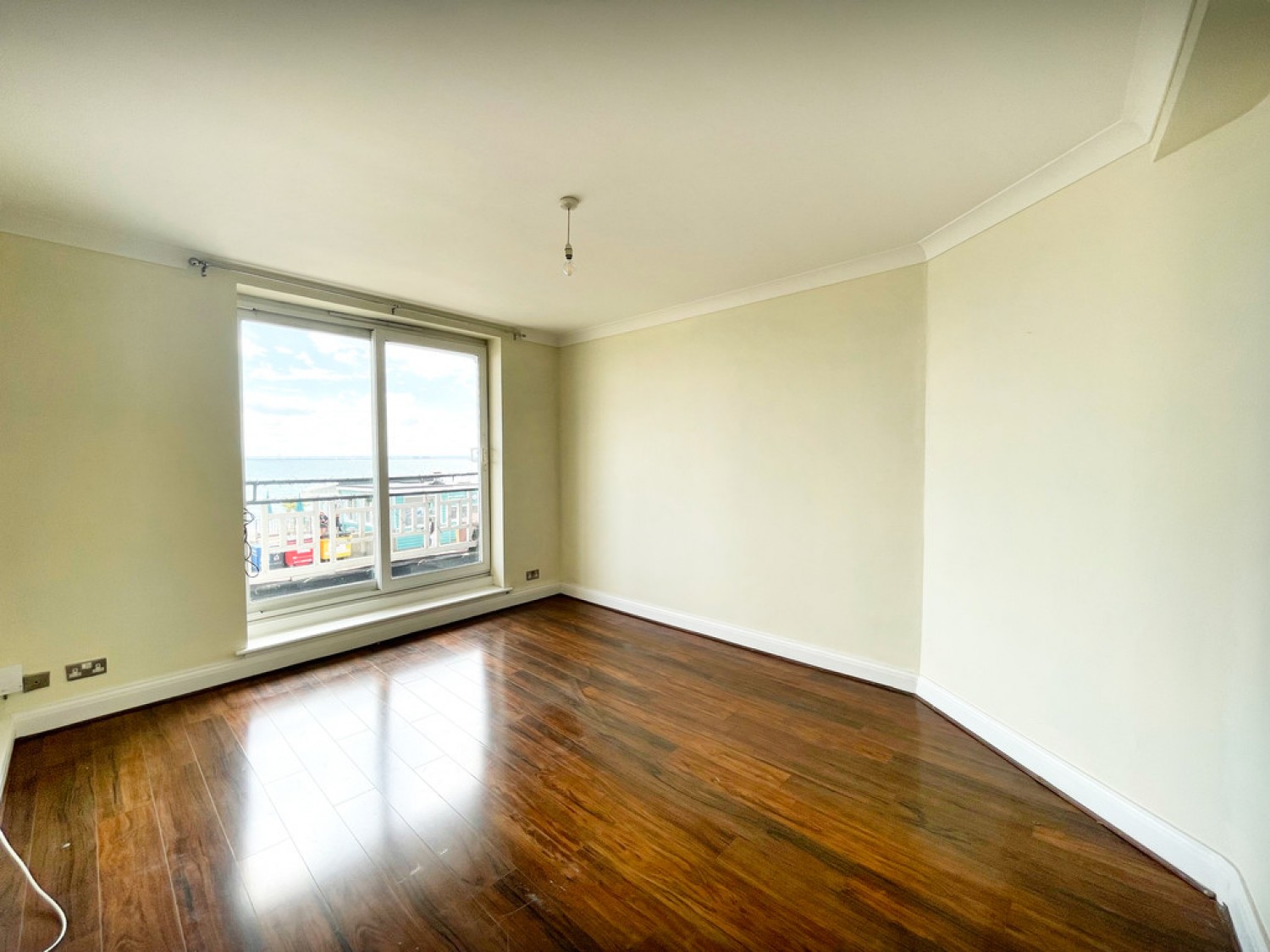 2 bedroom Flat for Sale Belgrave Mansions, Southend-On-Sea