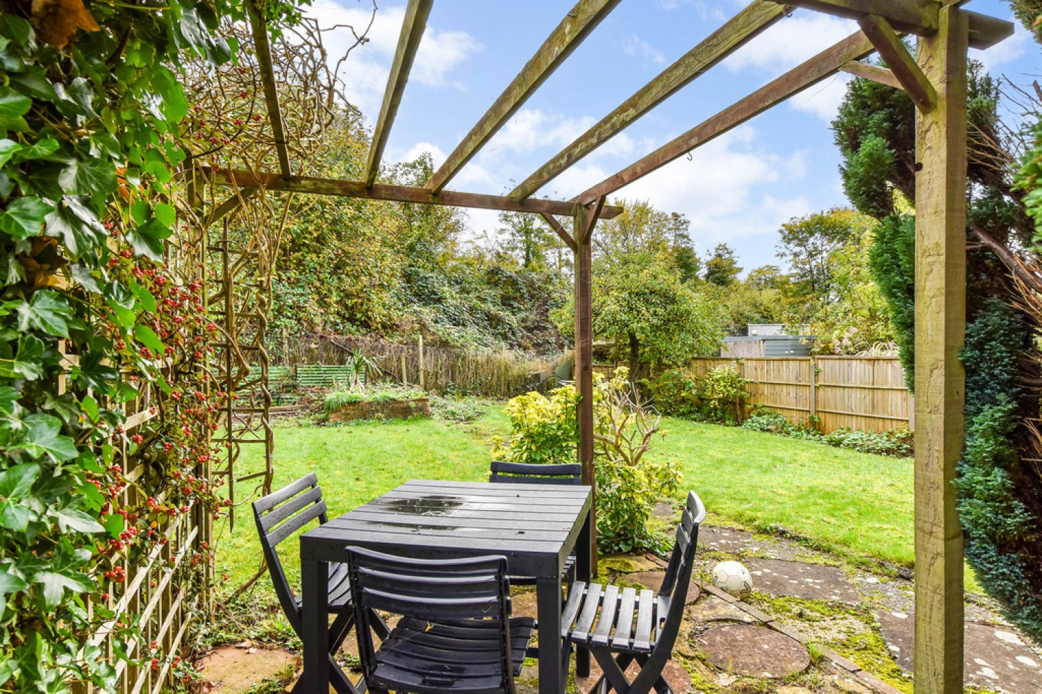 4 bedroom House in Kingsley Place, Winchester