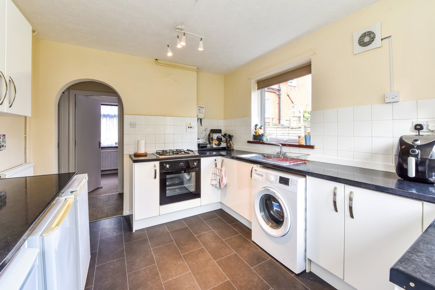 4 bedroom House in Kingsley Place, Winchester
