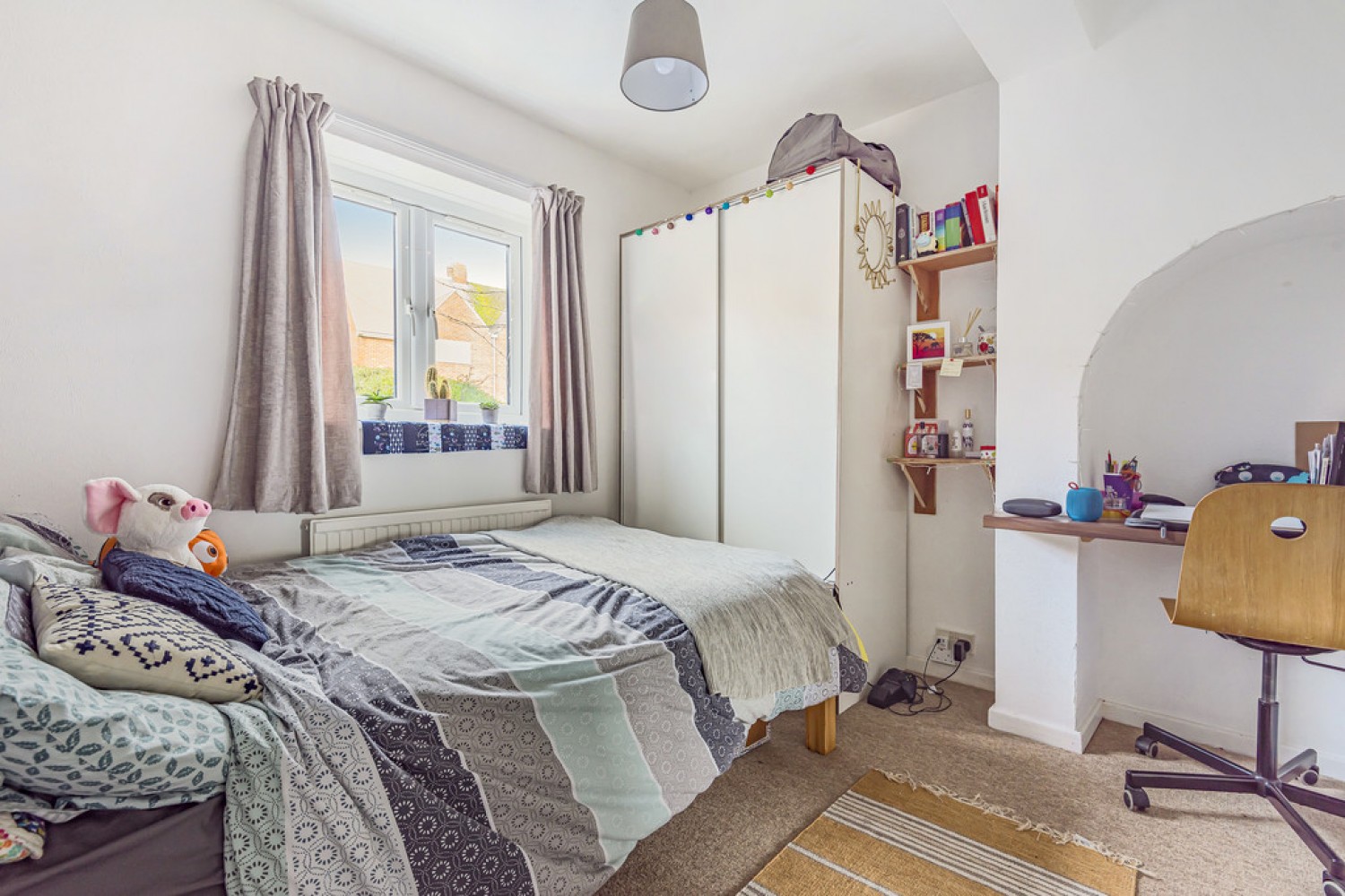 6 bedroom House in Chatham Road, Stanmore, Winchester