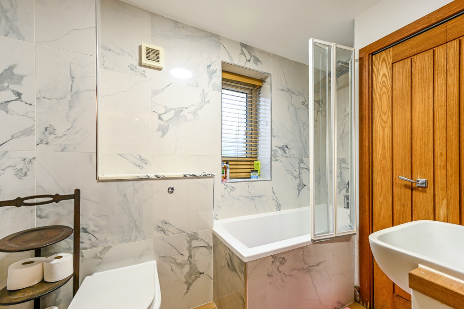 2 bedroom Flat for Letting Balfour House, Winchester