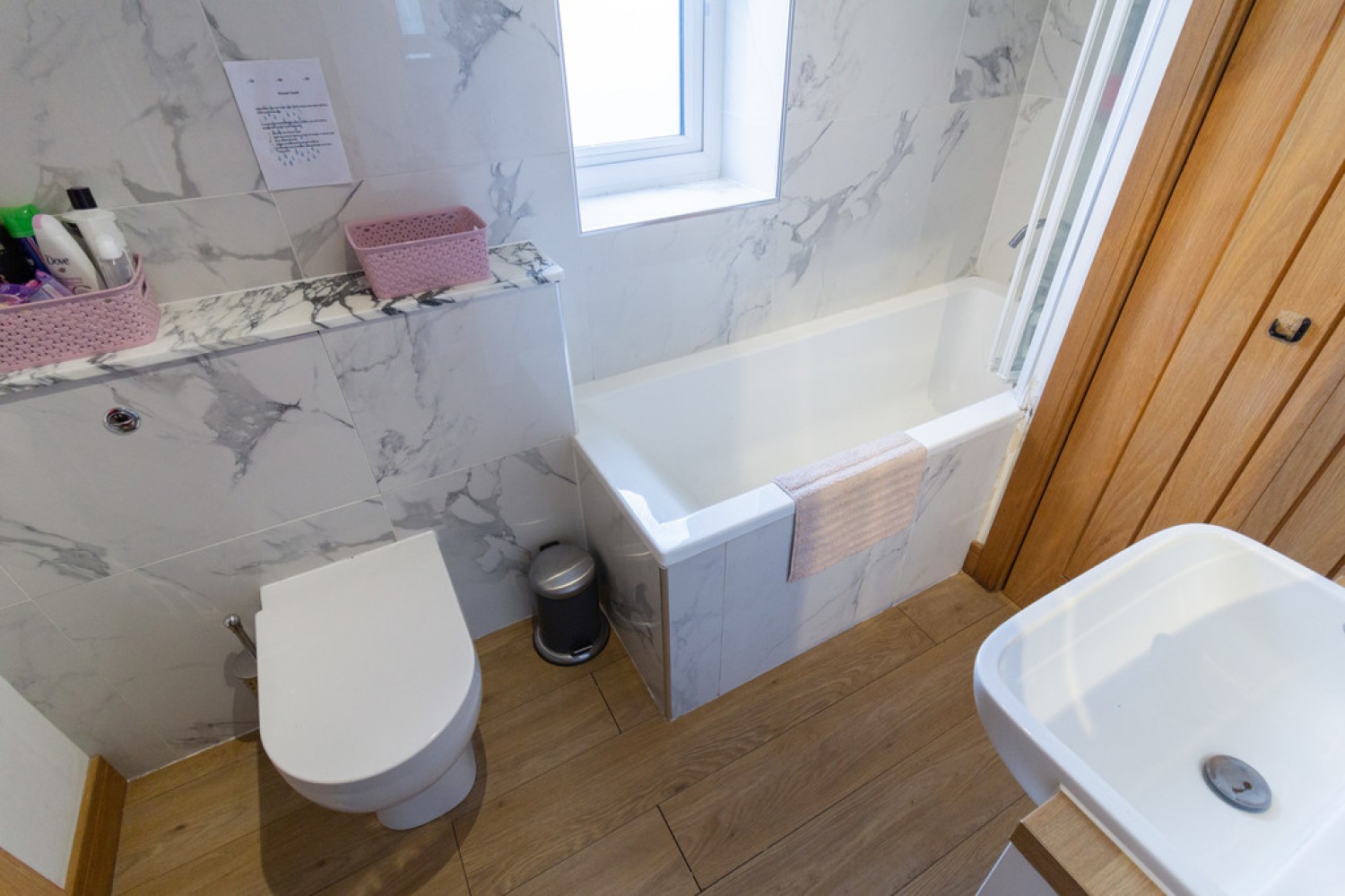 2 bedroom Flat for Letting Winnall Close, Winchester, Hampshire